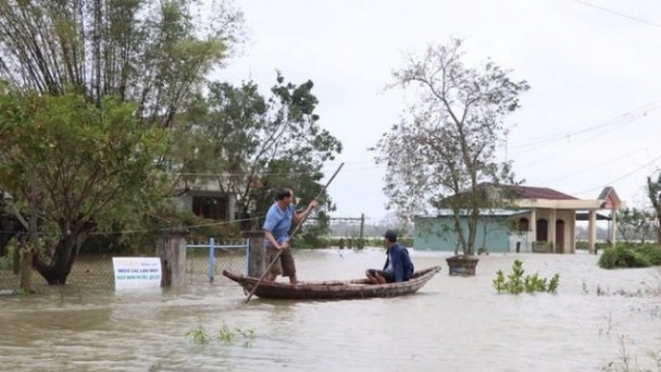 Chủ động ứng phó với áp thấp nhiệt đới, mưa lũ tại miền Trung