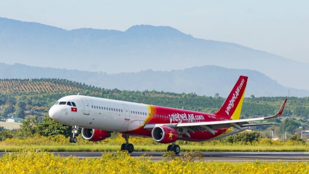 Tưng bừng chào đón khách hàng thứ 150 triệu, Vietjet tặng voucher trị giá tới 500.000 đồng cho khách hàng