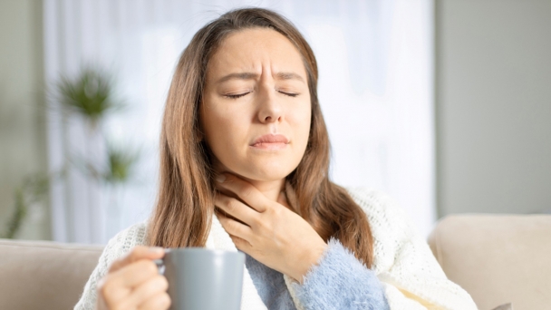 5 triệu chứng thông thường của cảm lạnh nhưng nếu kéo dài có thể là dấu hiệu cảnh báo ung thư