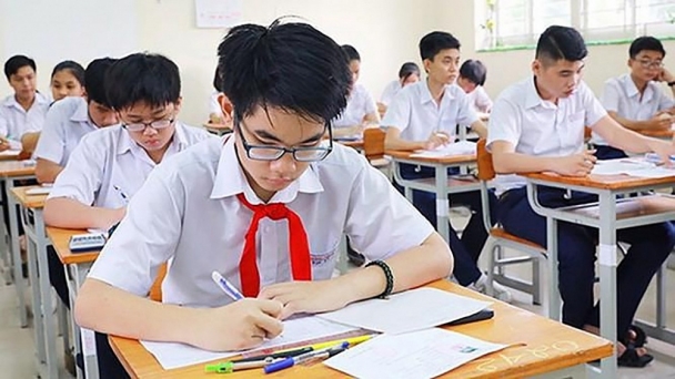 Vì sao “cuộc chiến” vào lớp 10 ở Hà Nội luôn căng thẳng?
