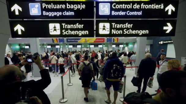 Từ 11/6, phí visa đến khối Schengen tăng 12% do lạm phát