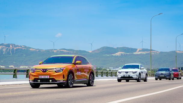 Ngỡ ngàng chi phí bảo dưỡng sau 12.000 km của VF 8