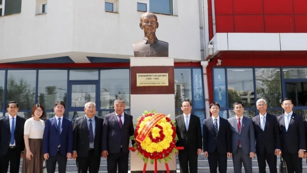 Ngôi trường liên cấp duy nhất ở nước ngoài mang tên Chủ tịch Hồ Chí Minh, đã trải qua 75 năm lịch sử