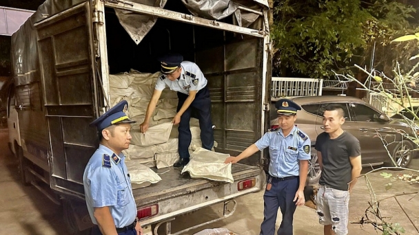 Triển khai cao điểm chống hàng giả dịp cuối năm