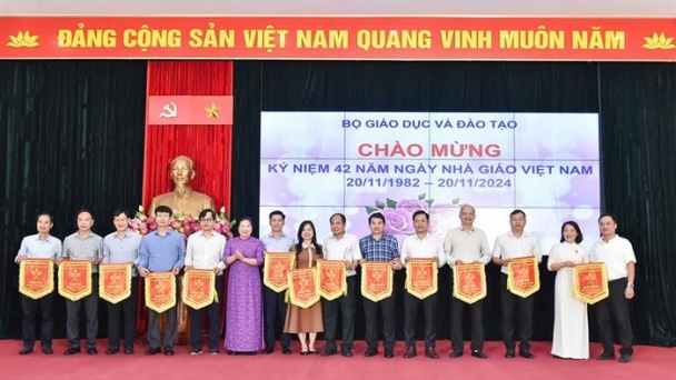 Bộ Giáo dục và Đào tạo kỷ niệm 42 năm ngày Nhà giáo Việt Nam