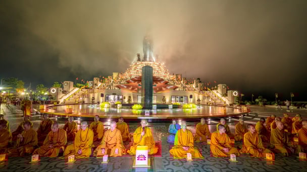 Vesak 2025: Loạt hoạt động trong ngày hội lớn nhất của Phật giáo tại núi Bà Đen