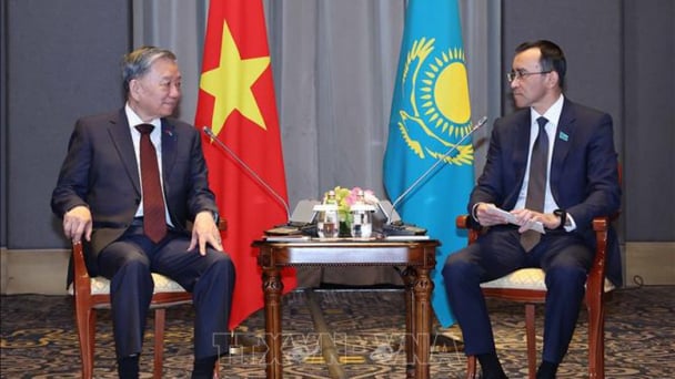 Tổng Bí thư Tô Lâm hội kiến Chủ tịch Thượng viện Kazakhstan