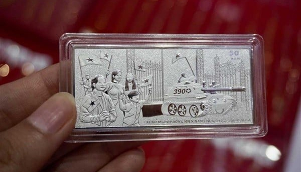 Vàng giả tràn lan chợ mạng