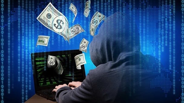 Bắt 2 đối tượng lừa hàng chục nạn nhân mở ví điện tử, thẻ tín dụng để chiếm đoạt tài sản