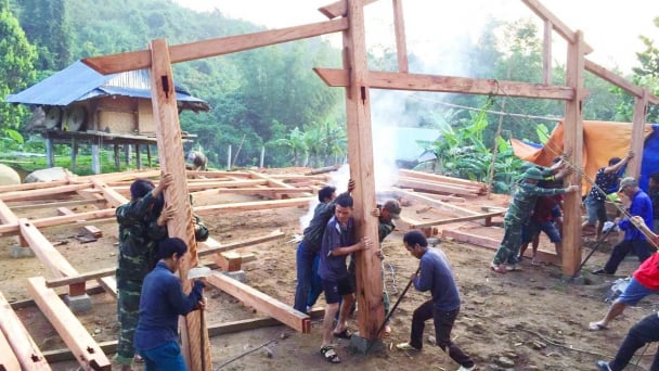 Nhiều cách làm sáng tạo trong phong trào xóa nhà tạm, nhà dột nát