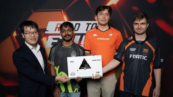 Kỳ thủ Lê Quang Liêm giành vé dự Esports World Cup