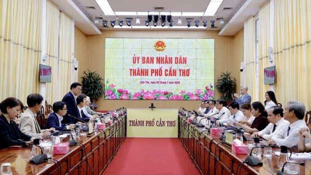 Cần Thơ giữ vai trò trung tâm kinh tế, khoa học - công nghệ, giáo dục và logistics của vùng Đồng bằng sông Cửu Long
