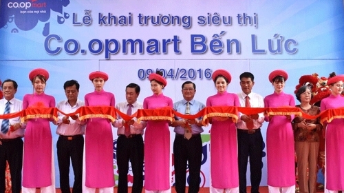 Saigon Co.op khai trương siêu thị Co.opmart Bến Lức