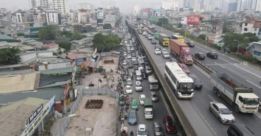 Hà Nội thông báo quây rào đường Nguyễn Trãi để thi công dự án xử lý nước thải Yên Xá