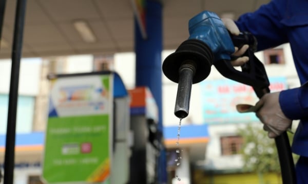 Giá xăng dầu tăng mạnh