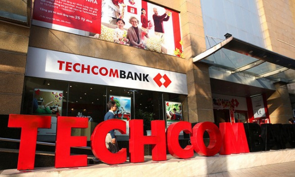 Vượt Vietcombank, Techcombank trở thành ngân hàng trả thù lao cao nhất