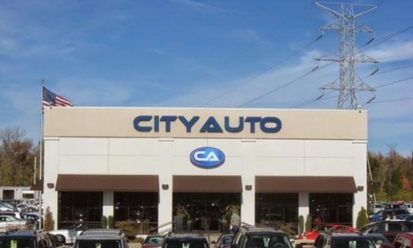 Doanh số ngành ô tô cuối năm tăng mạnh, City Auto vẫn giảm sâu lãi