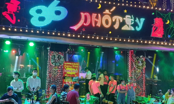 Quán bar, vũ trường, karaoke tại TP.HCM được phép hoạt động trở lại