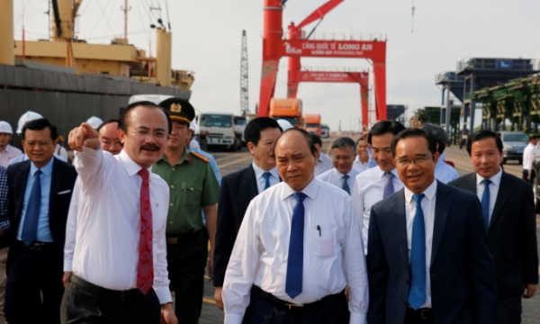 Thủ tướng thăm cảng quốc tế Long An và khảo sát vị trí xây dựng nhà máy điện LNG