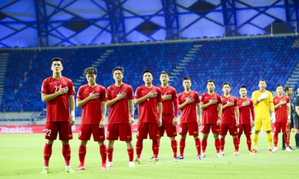 Chủ tịch nước chúc mừng và biểu dương tinh thần của đội tuyển Việt Nam sau chiến thắng 4-0 trước Indonesia