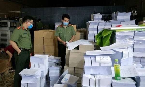 2 xưởng ở Hà Nội có dấu hiệu in lậu gần 50.000 cuốn sách