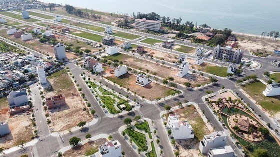 Bình Thuận: Tạm dừng giao dịch 3 dự án bất động sản