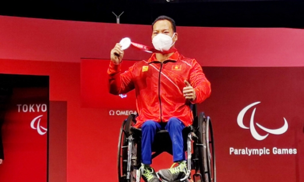 Việt Nam có tấm huy chương đầu tiên tại Paralympic Tokyo 2020