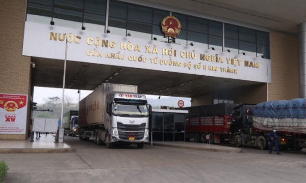 Trung Quốc tạm ngừng nhập khẩu hàng hóa qua cửa khẩu Hà Khẩu-Lào Cai