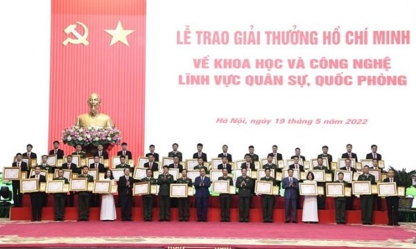Trao Giải thưởng Hồ Chí Minh về khoa học và công nghệ trong lĩnh vực quân sự, quốc phòng