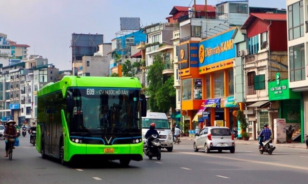 Từ 2025 sẽ sử dụng xe buýt điện để bảo vệ môi trường