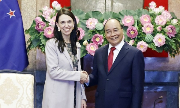 Chủ tịch Nước Nguyễn Xuân Phúc tiếp Thủ tướng New Zealand Jacinda Ardern