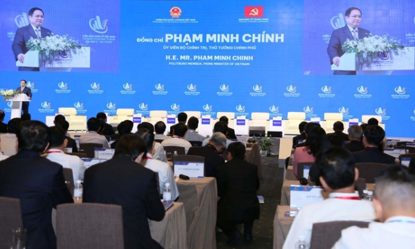 Diễn đàn Kinh tế Việt Nam lần thứ 5: Ổn định kinh tế vĩ mô, đảm bảo các cân đối lớn, vững vàng vượt qua thách thức