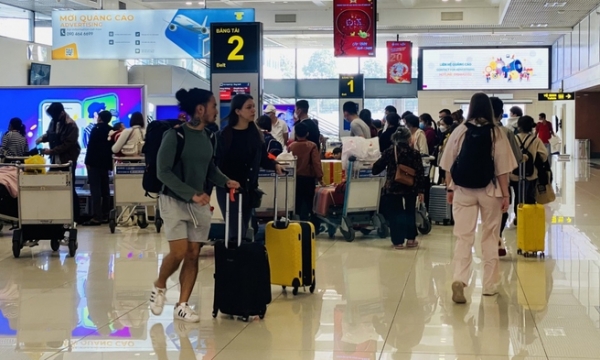 Sân bay Nội Bài đón lượng khách cao kỷ lục những ngày Tết Quý Mão 2023
