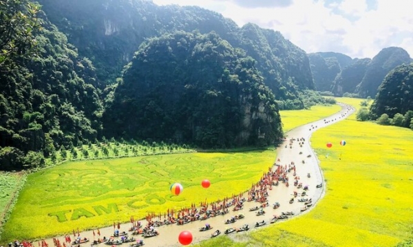 Ninh Bình đón hơn 172.000 lượt khách trong 'Tuần du lịch năm 2023'