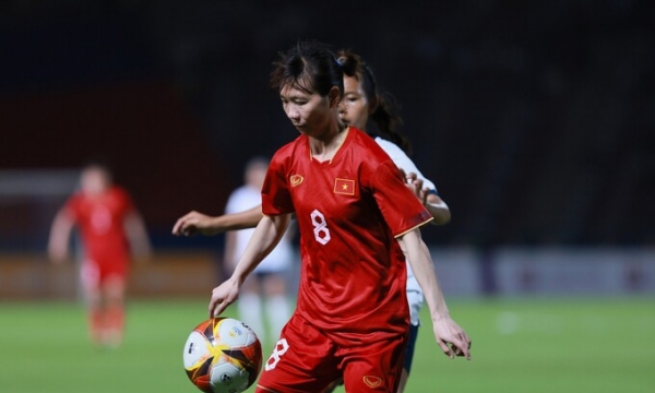 Lank FC mời tuyển thủ nữ Thùy Trang sang Bồ Đào Nha thi đấu