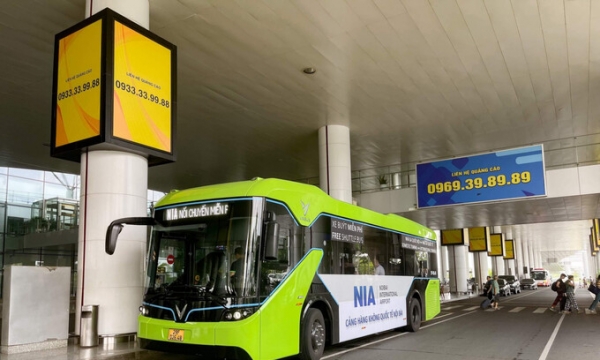 Mở tuyến buýt điện kết nối với sân bay Nội Bài