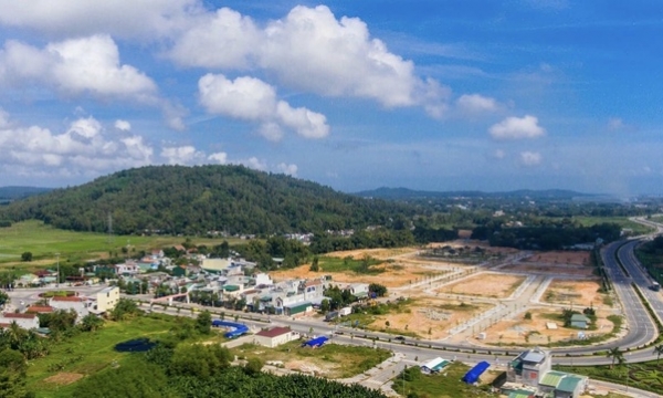 Vì sao chủ đầu tư dự án đất vàng tại Quảng Ngãi bất ngờ tháo chạy?