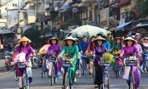 Hà Nội đưa Lễ hội Áo dài du lịch thành sự kiện thường niên