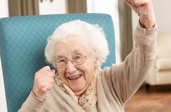 Nghiên cứu: Phụ nữ sau tuổi 60 làm được điều này có thể sống đến 90 - 100 tuổi