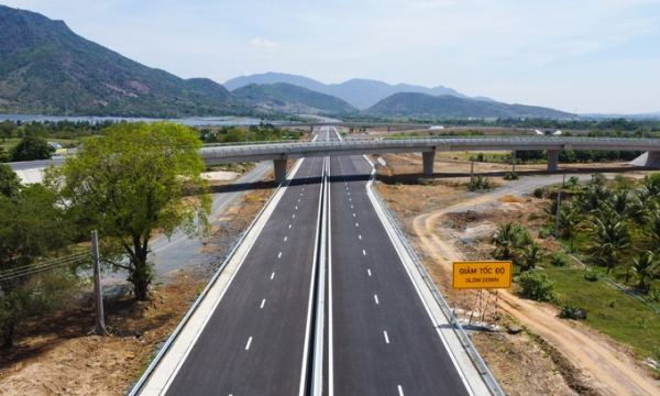 Các dự án bất động sản kêu gọi đầu tư mới: Tìm kiếm nhà thầu thi công cao tốc Bến Lức - Long Thành, Tuyên Quang - Phú Thọ