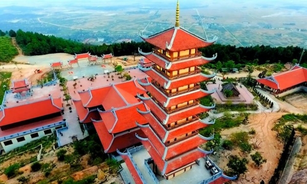 Ngôi chùa cổ hơn 600 năm tuổi nắm giữ đến 4 kỷ lục, là chùa duy nhất Việt Nam thờ Phật Bà Đại Tuệ