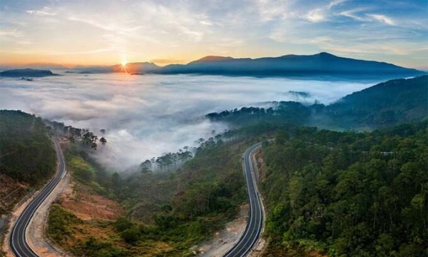 7 cung đường tuyệt đẹp của Việt Nam xuất hiện trên Tạp chí du lịch danh tiếng Thế giới: Hùng vĩ, trùng điệp như xứ sở thần tiên