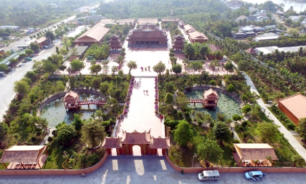 Chiêm ngưỡng ngôi chùa kiến trúc Việt lớn nhất Đồng bằng sông Cửu Long, nhiều hạng mục làm từ 1.000 khối gỗ lim nhập từ Nam Phi, chứa loạt pho tượng có tuổi thọ lên đến 800 năm tuổi