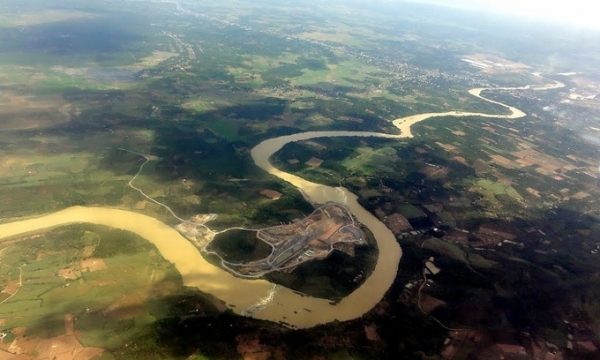 'Dòng sông bóng tối' dài 315km huyền thoại chảy ngược từ Việt Nam sang Campuchia, xuyên qua vườn quốc gia rộng lớn của cả nước