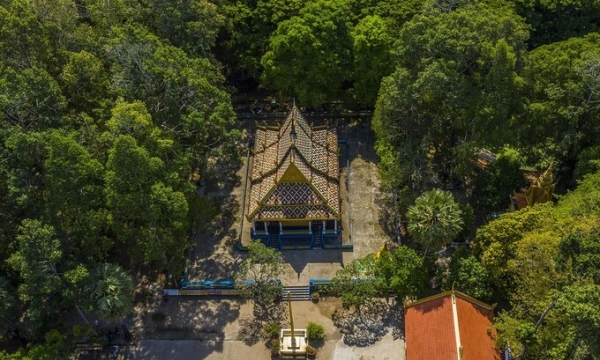 Những điều bí ẩn chưa có lời giải ở ngôi chùa cổ hơn 400 năm tuổi, từng là nơi sinh sống của hàng chục nghìn con dơi tại ‘xứ chùa vàng’ của Việt Nam
