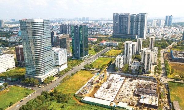 Nhìn lại thị trường bất động sản tháng 12: TP. HCM chuẩn bị tháo dỡ cao ốc xây trái phép trong 18 năm, lộ diện vị trí dự kiến xây sân bay thứ 2 tại Hà Nội