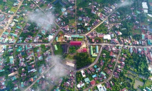 Ngắm vẻ đẹp của ngôi làng duy nhất ở Việt Nam như Khải Hoàn Môn, đồ án quy hoạch từ 70 năm trước nhưng ai cũng phải 'trầm trồ'