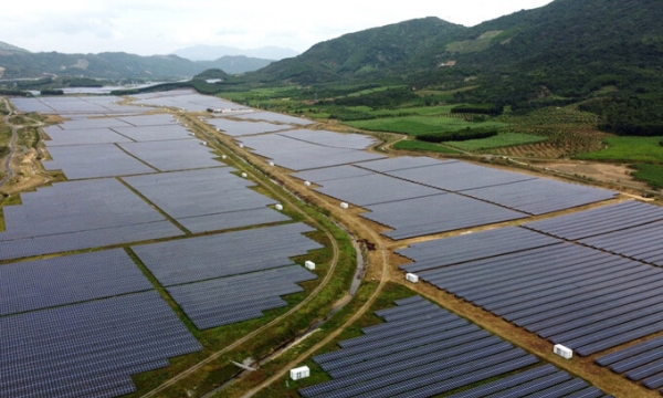 'Ông lớn' Hàn Quốc bất ngờ 'rút lui' khỏi 2 dự án điện mặt trời của KN Holdings