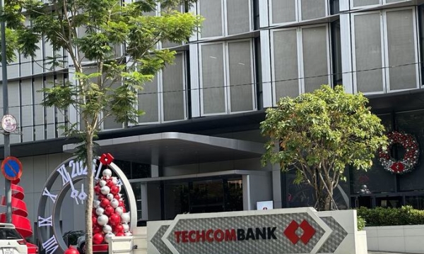 Techcombank tham gia cuộc đua tăng vốn điều lệ lên 70.450 tỷ đồng