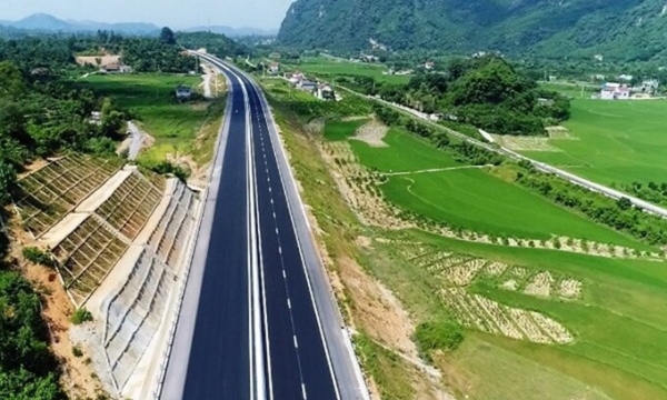 Sẽ khởi công xây cao tốc Hòa Bình - Mộc Châu vào quý IV/2024